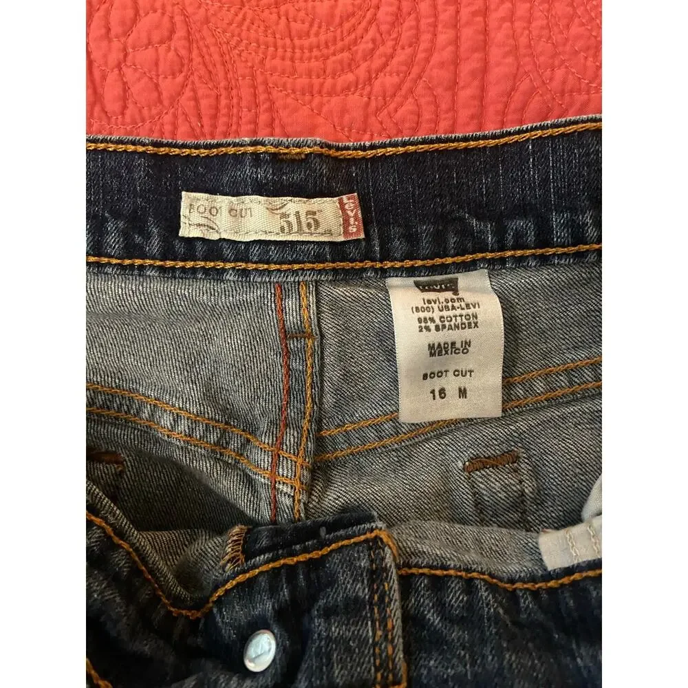 Levi’s good have stretch